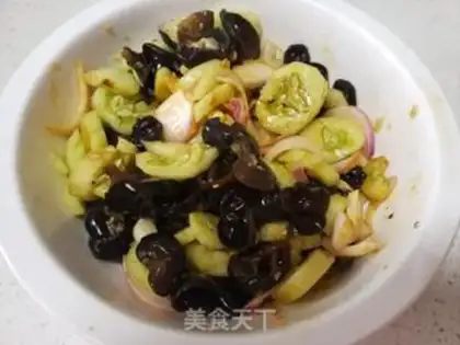 Make Garlic onion cucumbers step 6