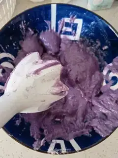 Make A taco box cake step 13
