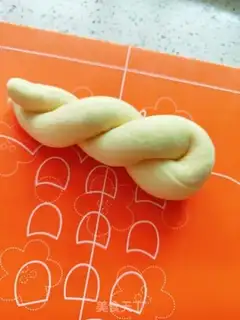 Make Eggs and peanuts step 6