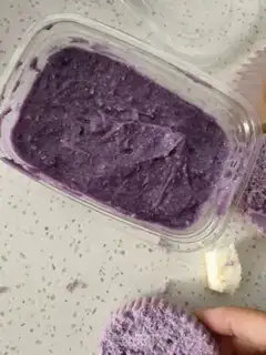Make A taco box cake step 16