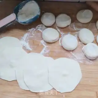 Make Cucumber egg dumplings step 0