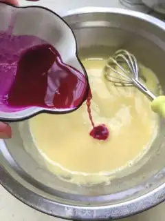 Make Watermelon ice cream cake step 5