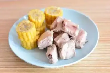 Make Corn steak soup step 0