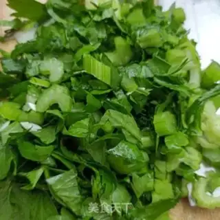 Make Seven days of thin soup step 2