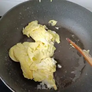 Make Pepper fried eggs step 5