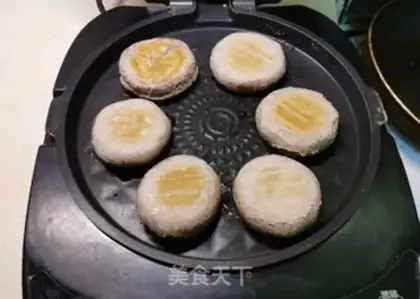 Make Jell-O black rice cake step 9