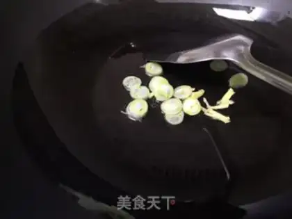 Make cucumber chicken step 1