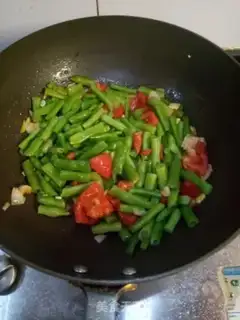 Make Tomatoes with beans step 4