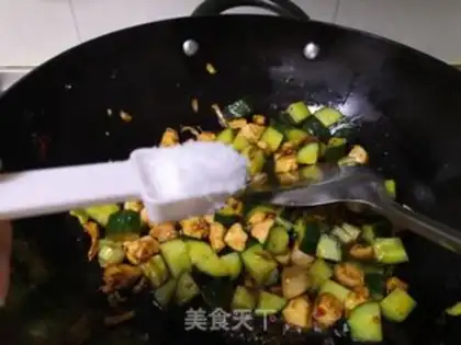 Make cucumber chicken step 6
