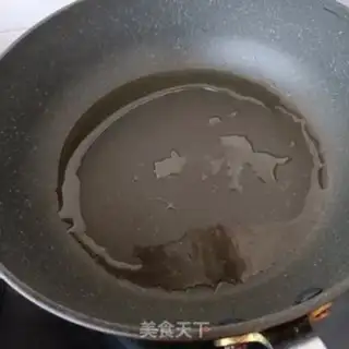 Make Fried eggs step 1