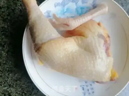 Make Chicken soup with durian shells step 0