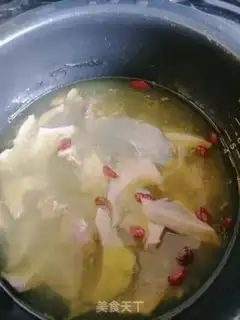 Make Chicken soup with durian shells step 4