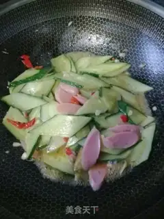 Make Ham sausage and cucumber step 3