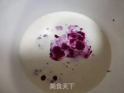 Make Flamingo peach mousse cake step 1