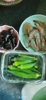 Make Shrimp twirling step 0