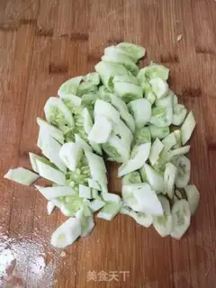 Make Shoot the cucumber step 0