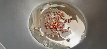Make Jealousy potatoes step 1