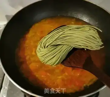 Make Tomato spinach noodles step 8