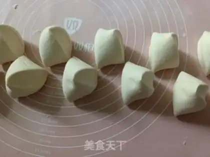 Make Pork fan bag step 9