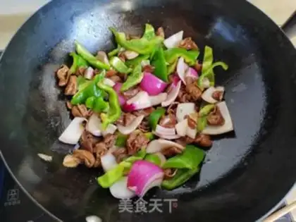 Make Onion peppers, fat and fat step 3