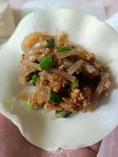 Make Pork fan bag step 11