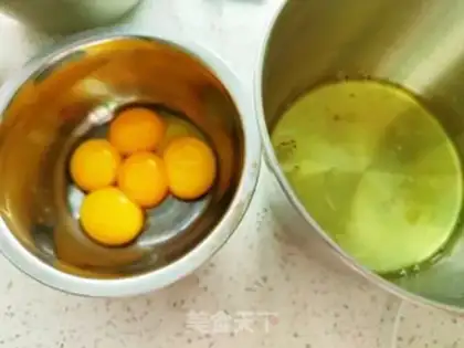 Make Golden pins and mushrooms, tofu beef step 0