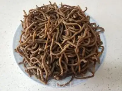Make Green bean sprouts of onion fried potato noodles step 0
