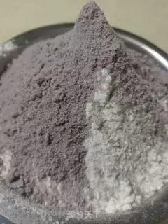Make Creamed eggs step 1