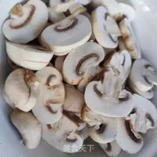 Make Meatball mushroom tofu soup step 3