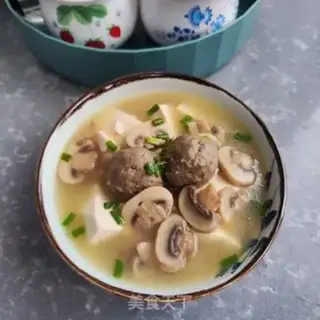 Make Meatball mushroom tofu soup step 9