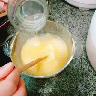 Make Steamed eggs step 1