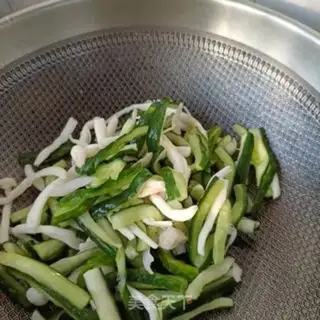 Make Green bean sprouts of corn step 0