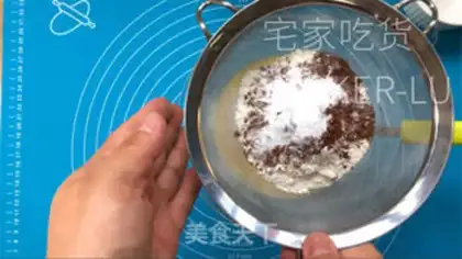 Make Coco cupcakes step 2