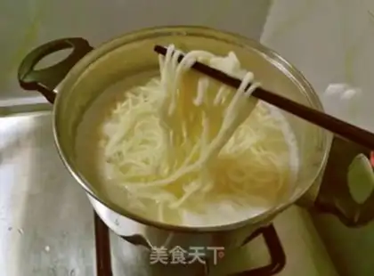 Make cucumber noodles step 7