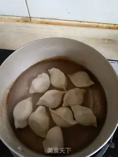 Make Squirty melon dumpling soup step 0