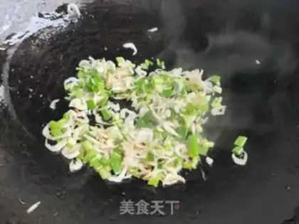 Make Shrimp skin and chili pepper step 1
