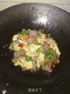 Make Beef eggs and chili step 5