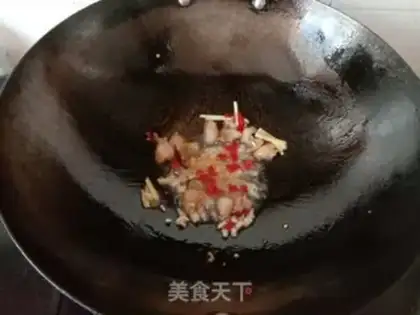 Make The onion fried the meat step 2