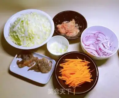 Make Three fresh noodles step 1