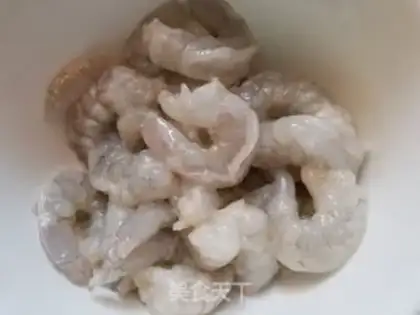 Make Shrimp fried eggs step 2