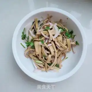 Make Onions with bean skin step 4