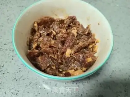 Make Boiled beef chips step 1