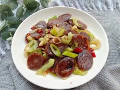 Make Spicy sausage onions step 7