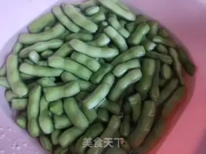 Make Salt-water beans step 1