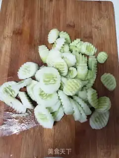 Make Pelican cucumber step 0