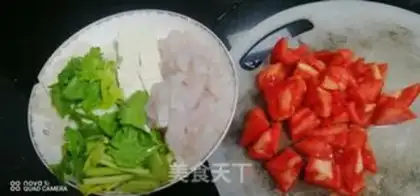 Make Tofu soup step 0