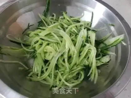Make cucumber licorice step 1