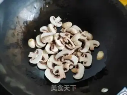 Make Scrambled mushrooms step 4