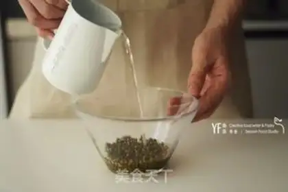 Make Green bean rice and cow milk step 0