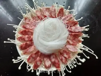 Make Garlic sausage steam fans step 3